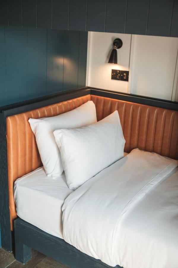 The Dean Cork Hotel Luaran gambar
