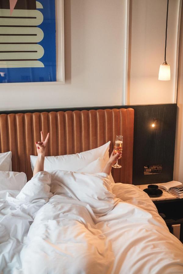 The Dean Cork Hotel Luaran gambar